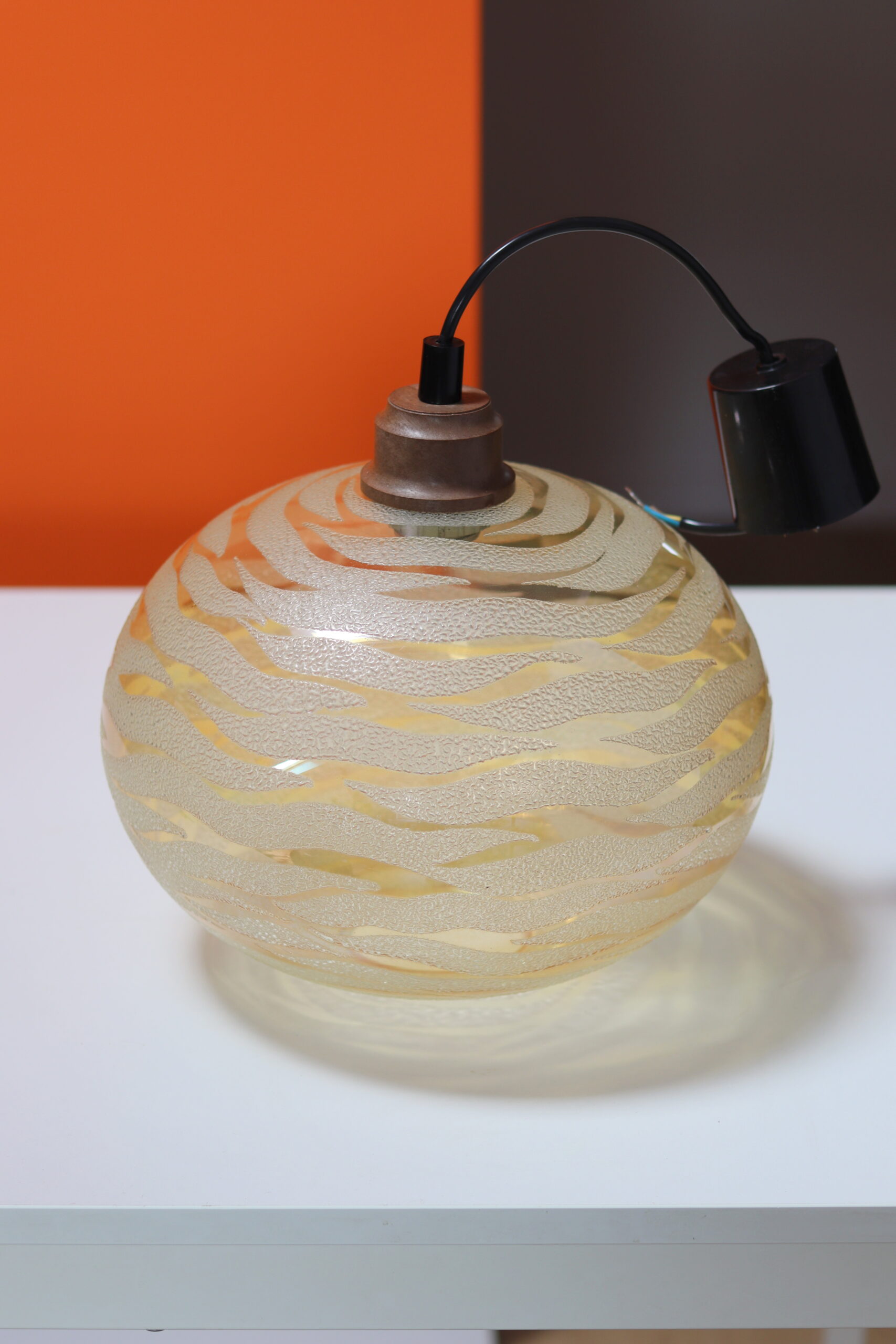 Szklana lampa sufitowa, lata 70 - obrazek 4