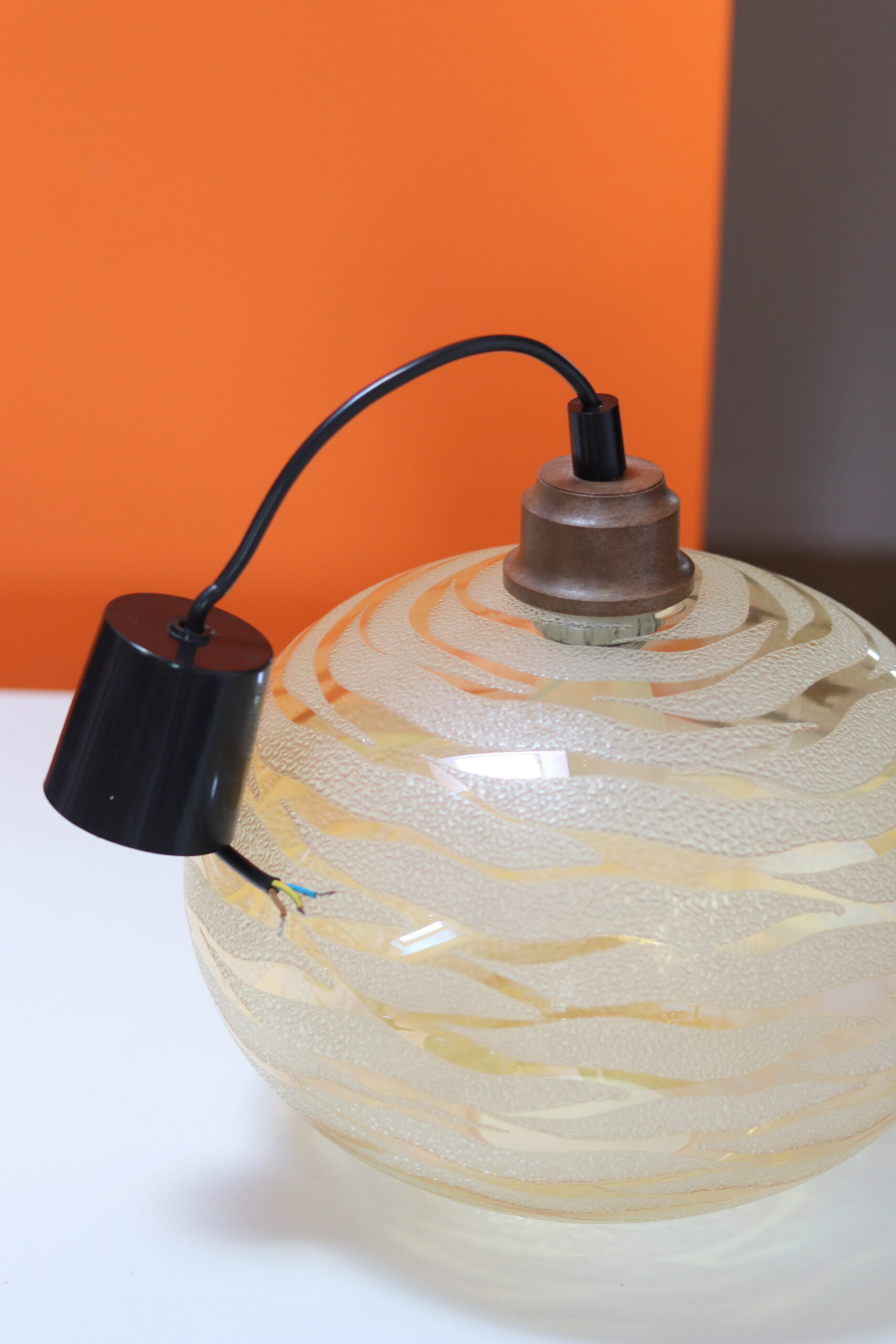 Szklana lampa sufitowa, lata 70 - obrazek 8