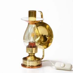 Elektryczna lampa naftowa