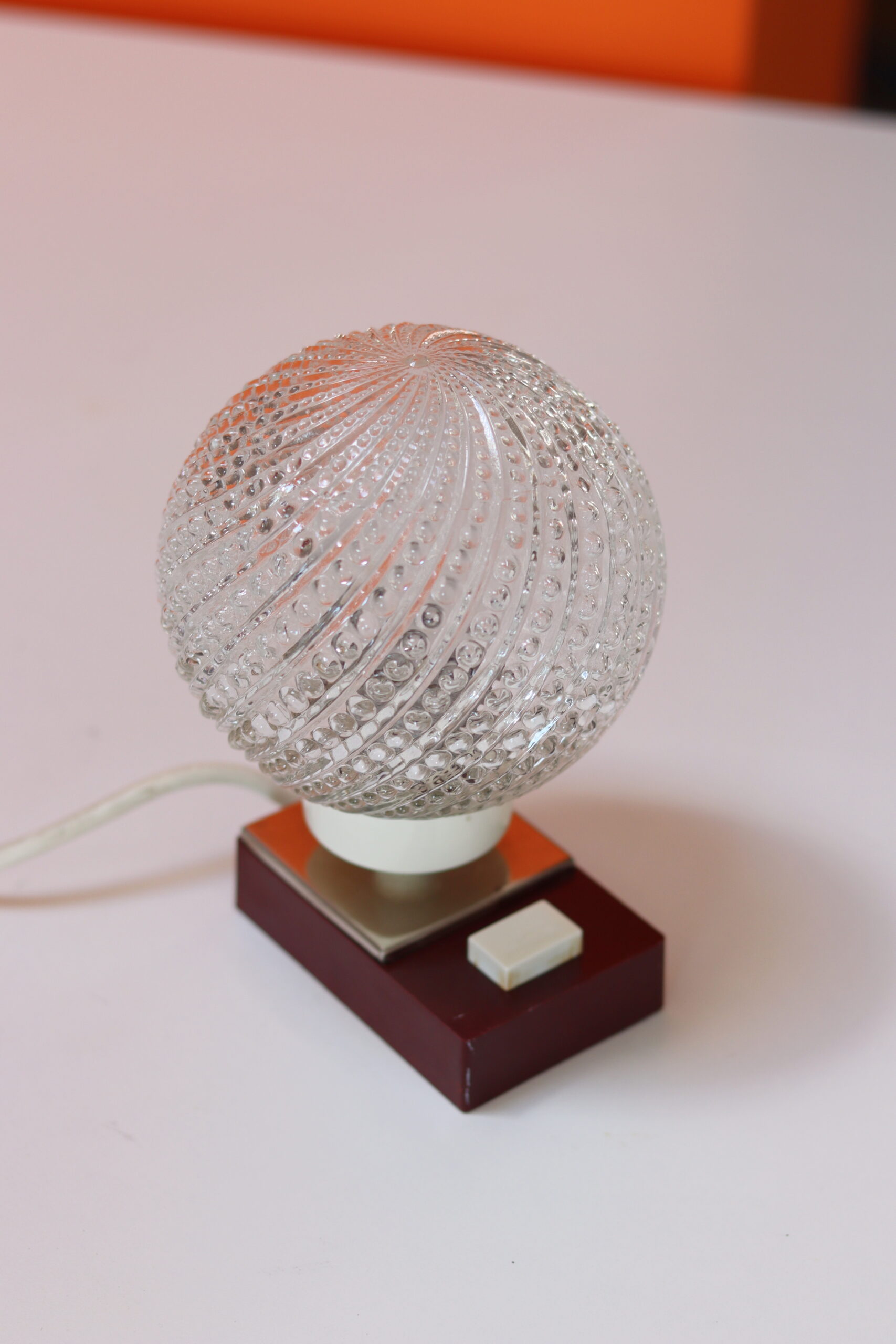 Lampka nocna lata 70 DDR - obrazek 3