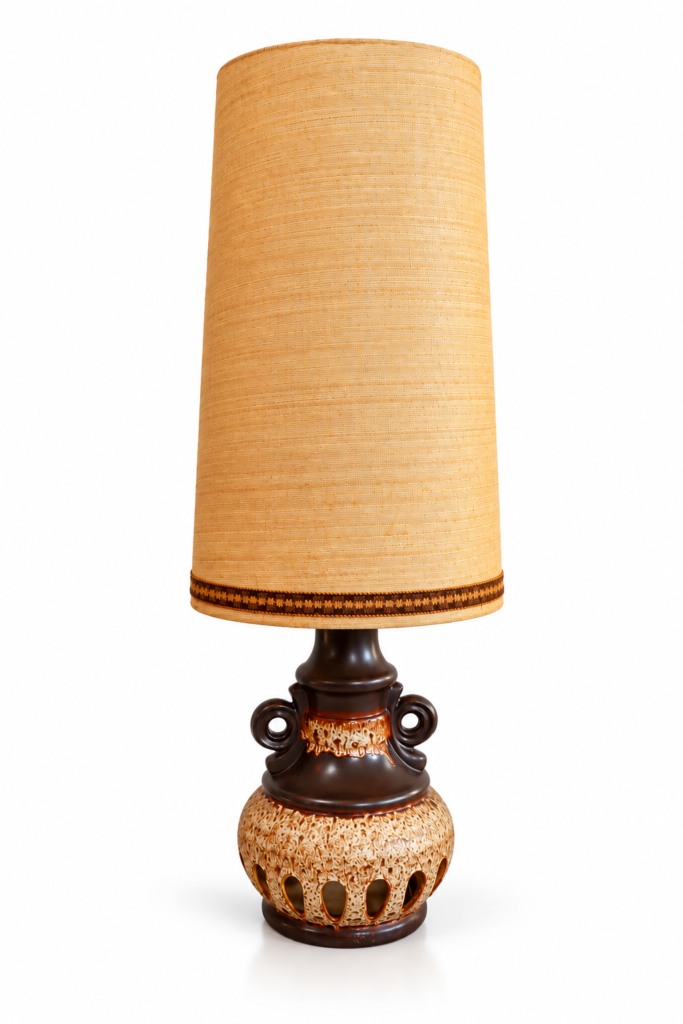 Podłogowa lampa w stylu fat lava