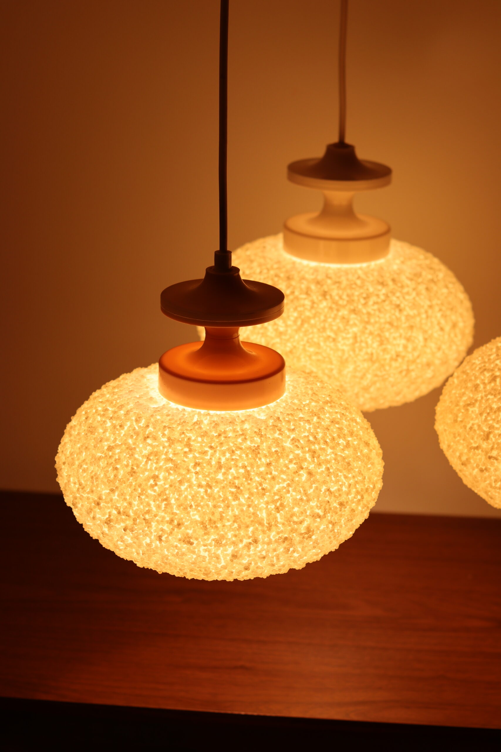 Lampa kaskadowa z granulatu, lata 70 Niemcy - obrazek 8