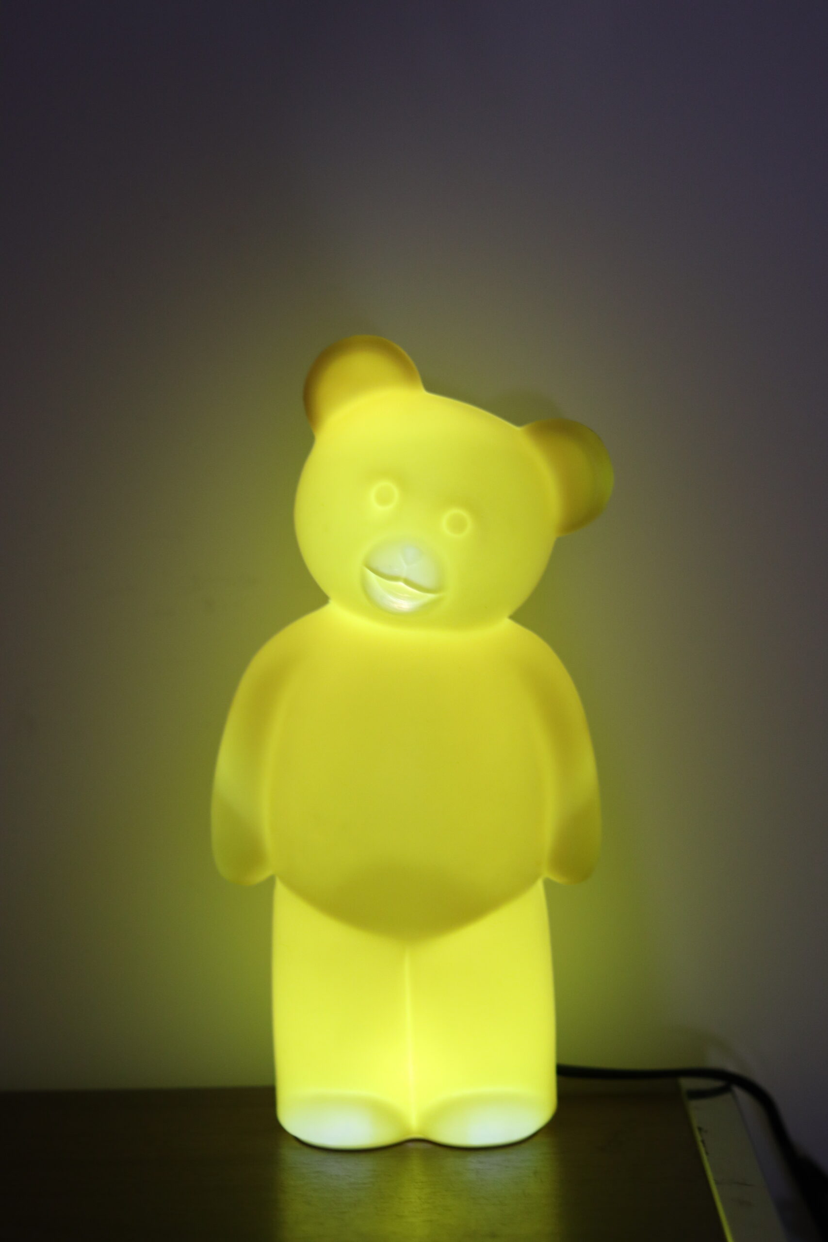 Żółty miś lampka - obrazek 2